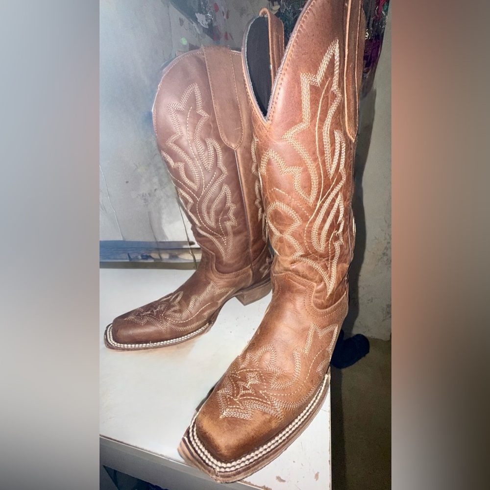 Brown Western J.B. Dillion Cowboy Boots